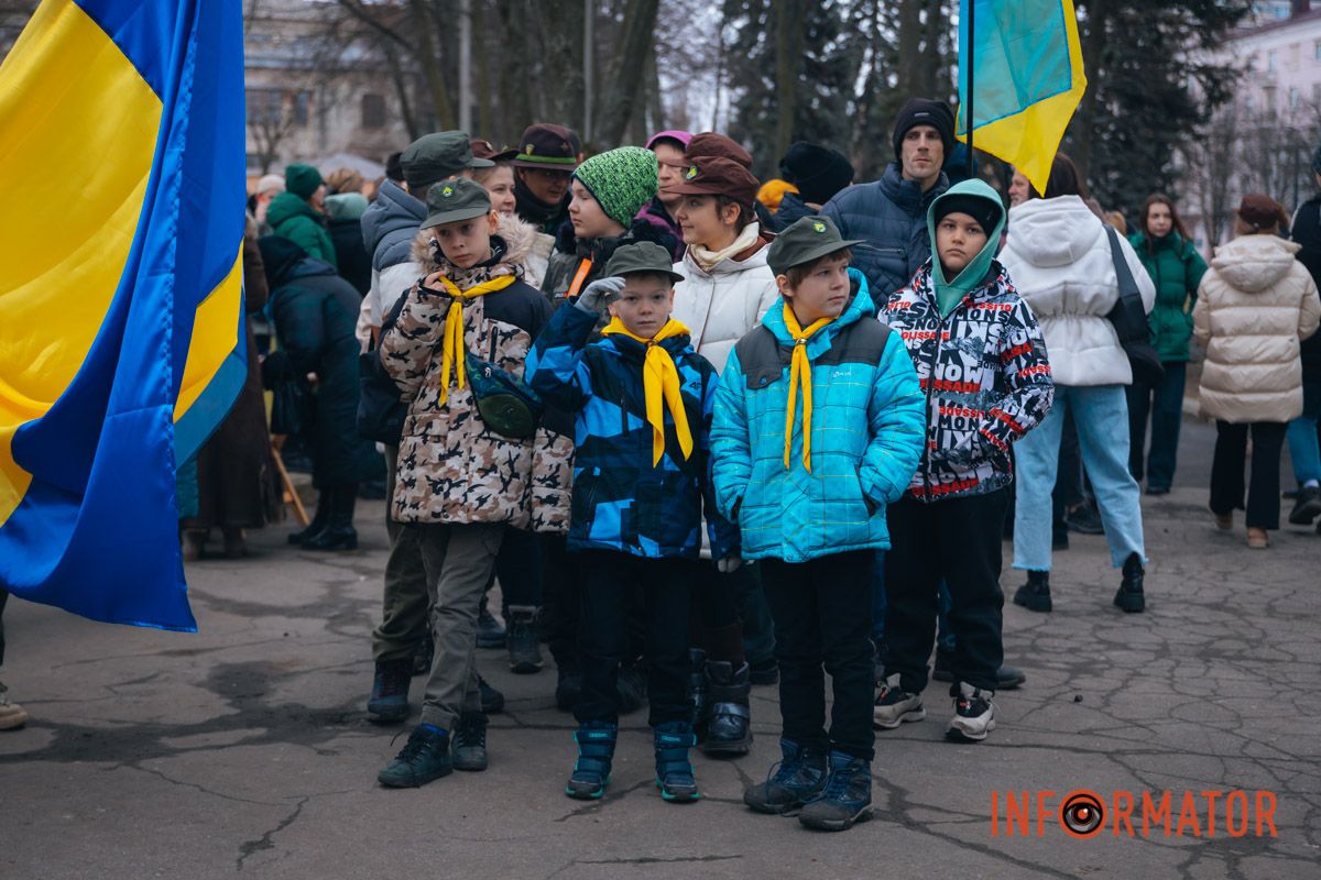 День Соборності у Дніпрі: створення унікальної інсталяції, урочистості та “міст єдності” 1