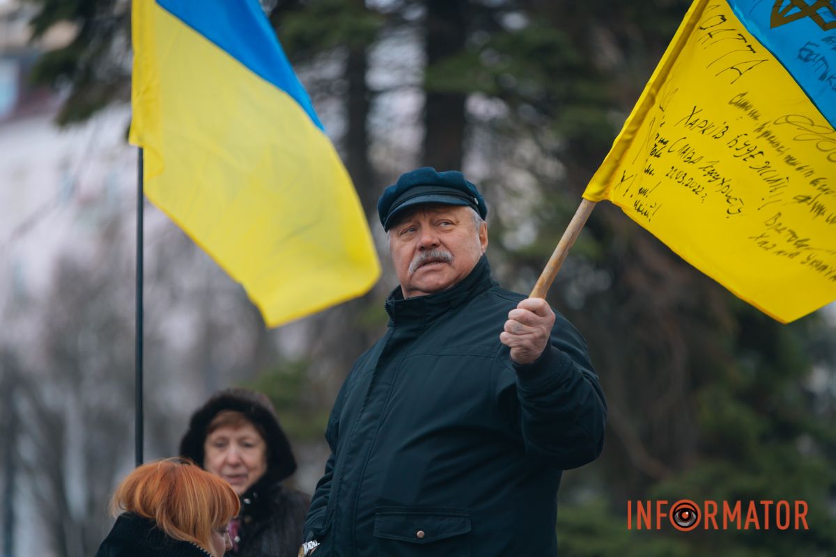 День Соборності у Дніпрі: створення унікальної інсталяції, урочистості та “міст єдності” 6