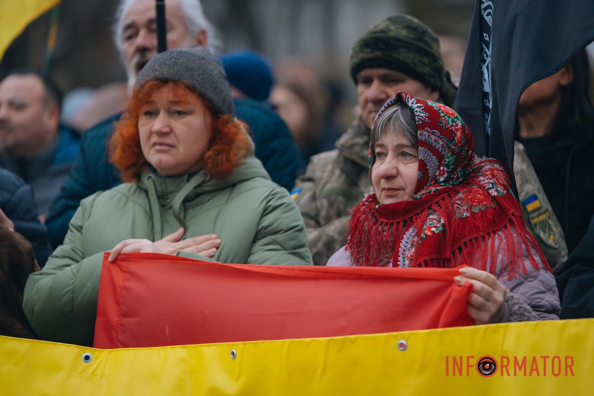День Соборності у Дніпрі: створення унікальної інсталяції, урочистості та “міст єдності” 23