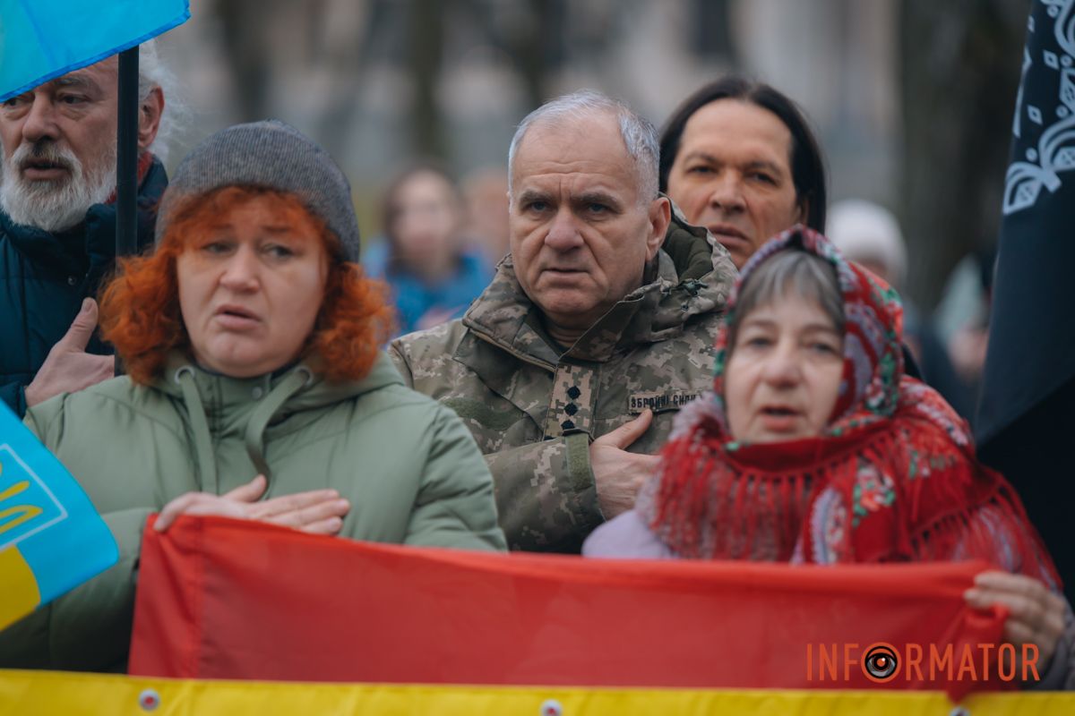 День Соборності у Дніпрі: створення унікальної інсталяції, урочистості та “міст єдності” 31