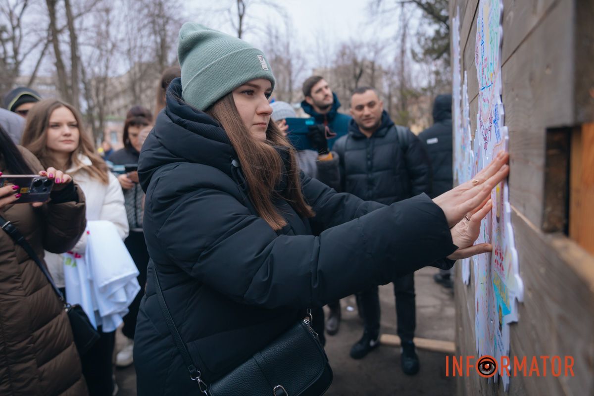 День Соборності у Дніпрі: створення унікальної інсталяції, урочистості та “міст єдності” 58