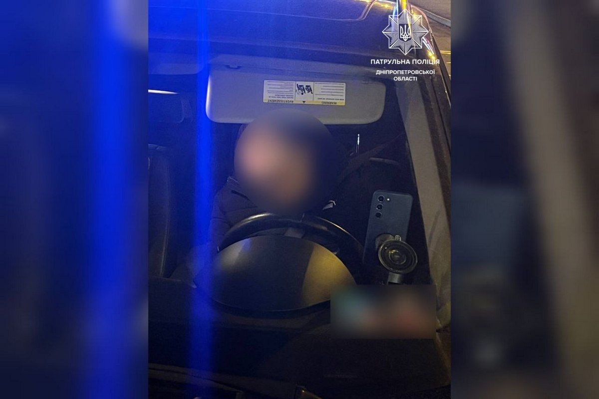 Водій BMW був у майже непритомному стані