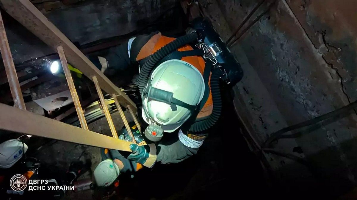 На глибині понад 1300 метрів були заблоковані 135 шахтарів