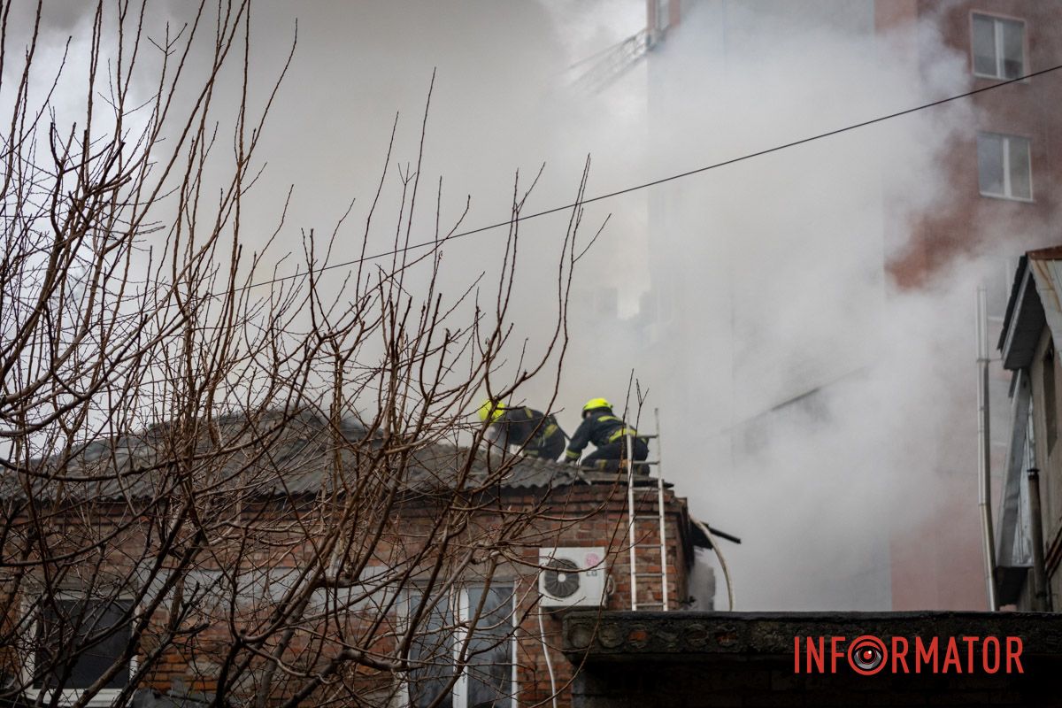 Огонь быстро распространился