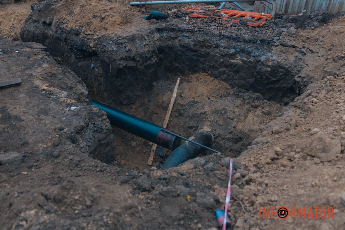 Розпочалися 4 місяці тому: у Дніпрі на Лесі Україні затримується ремонт на трамвайному переїзді 37