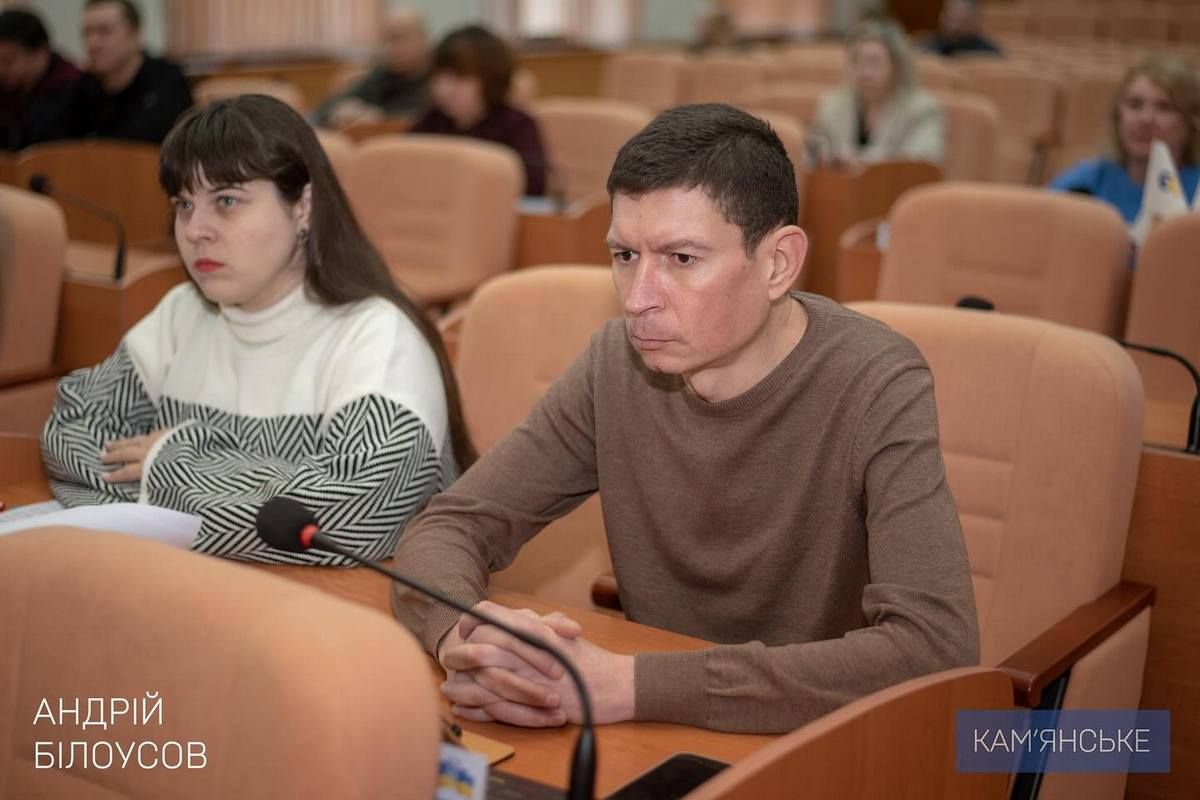 212 питань: у Кам’янському провели сесію міськради 1