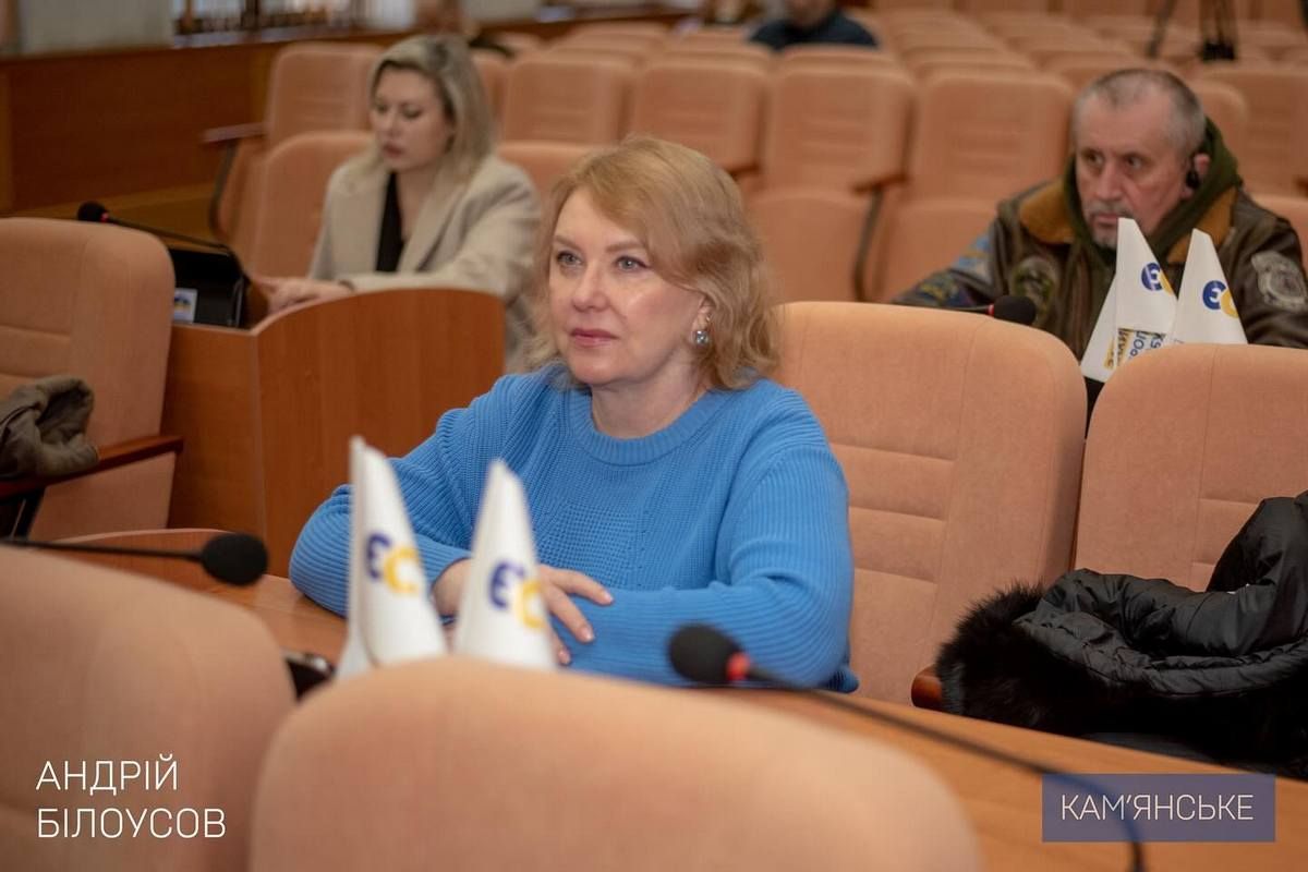 212 питань: у Кам’янському провели сесію міськради 3