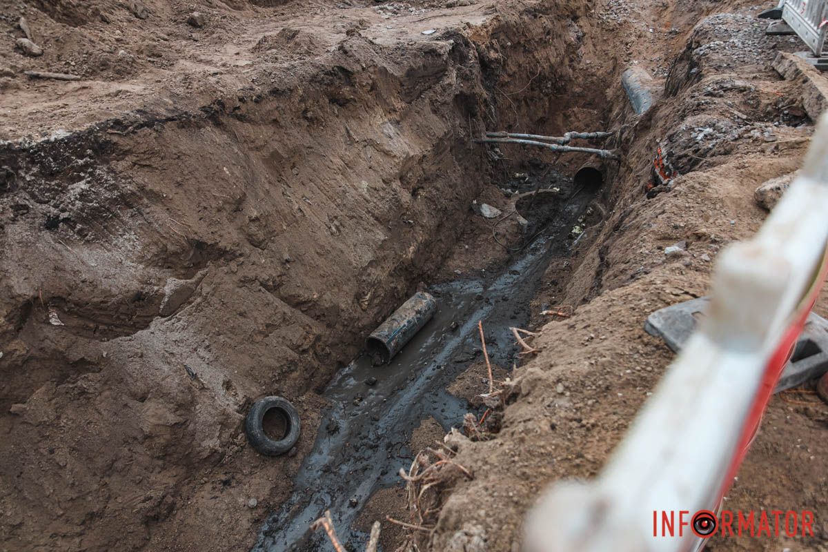 На период ремонта воду в близлежащих домах не выключают В Днепре на Левобережном-3 продолжаются работы по замене водовода: когда завершат ремонт 6