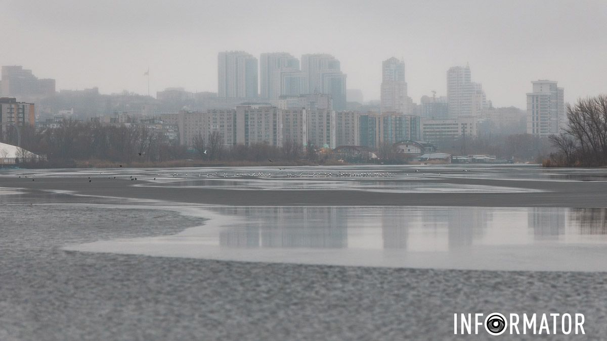 Погода на 3 лютого: у Дніпрі йтиме дощ зі снігом