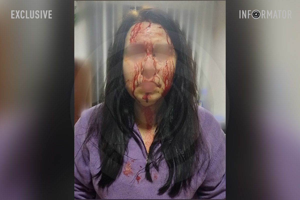 В Днепре в Изюмском переулке мужчина напугался забить девушку камнями