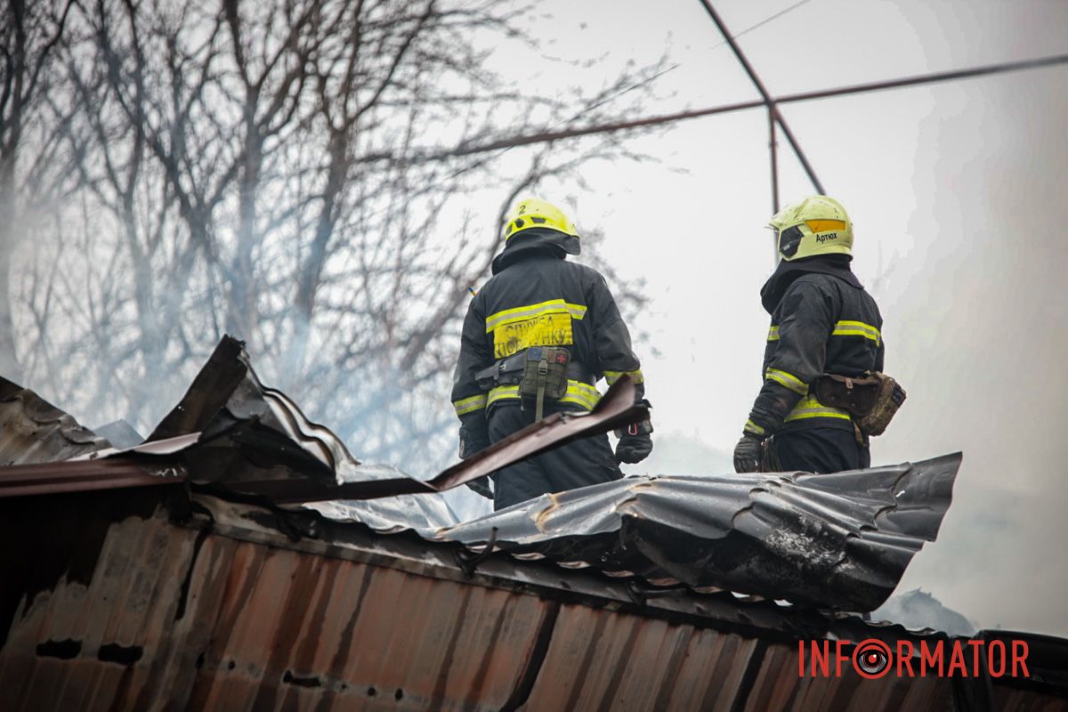 Медики, газова служба та рятувальники: що відомо про стовп диму в центрі Дніпра 6