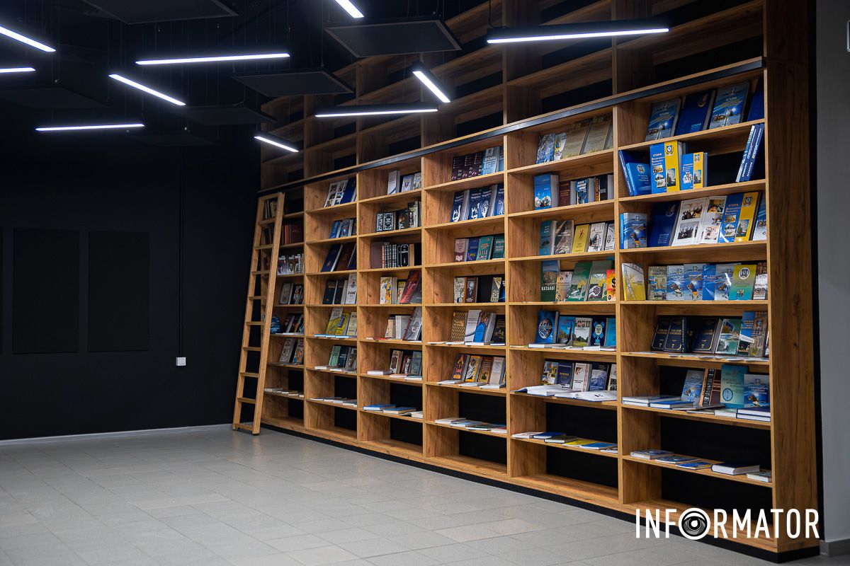 В укрытии создано все для комфортного обучения студентов В Днепре в университете Гончара появилось второе в Украине разумное укрытие для студентов: как оно выглядит 5