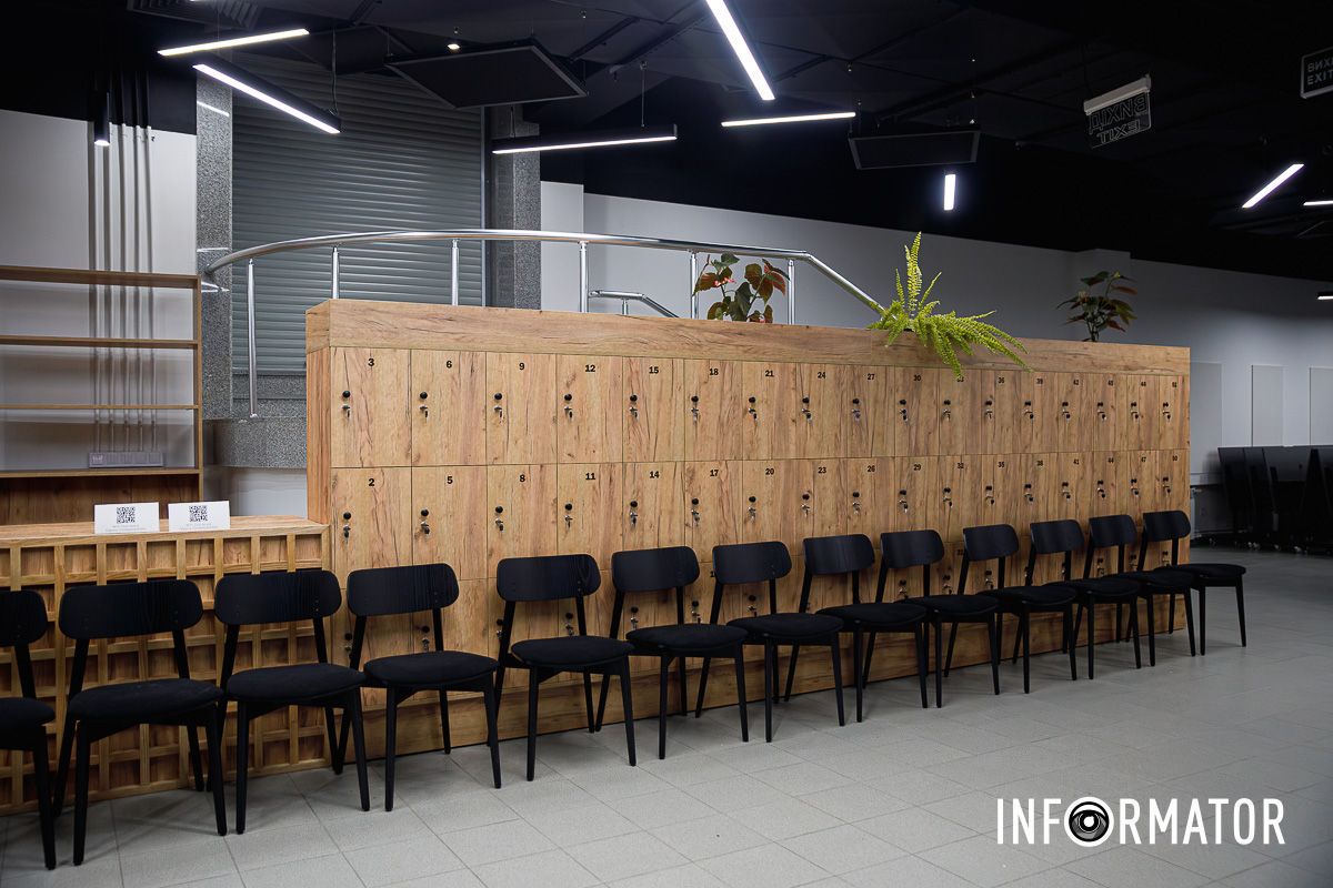 Общая площадь безопасного пространства – 550 квадратных метров В Днепре в университете Гончара появилось второе в Украине разумное укрытие для студентов: как оно выглядит 8