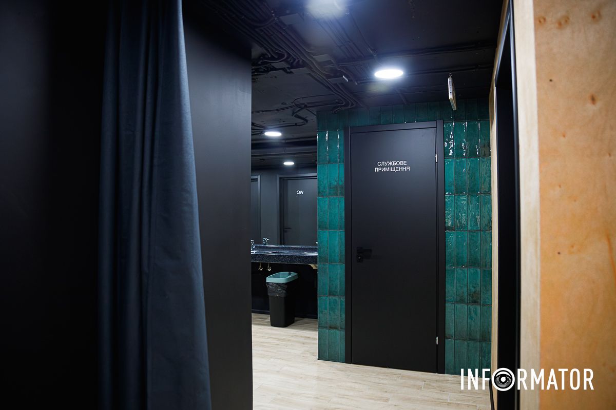 Туалет в новом укрытии В Днепре в университете Гончара появилось второе в Украине разумное укрытие для студентов: как оно выглядит 23