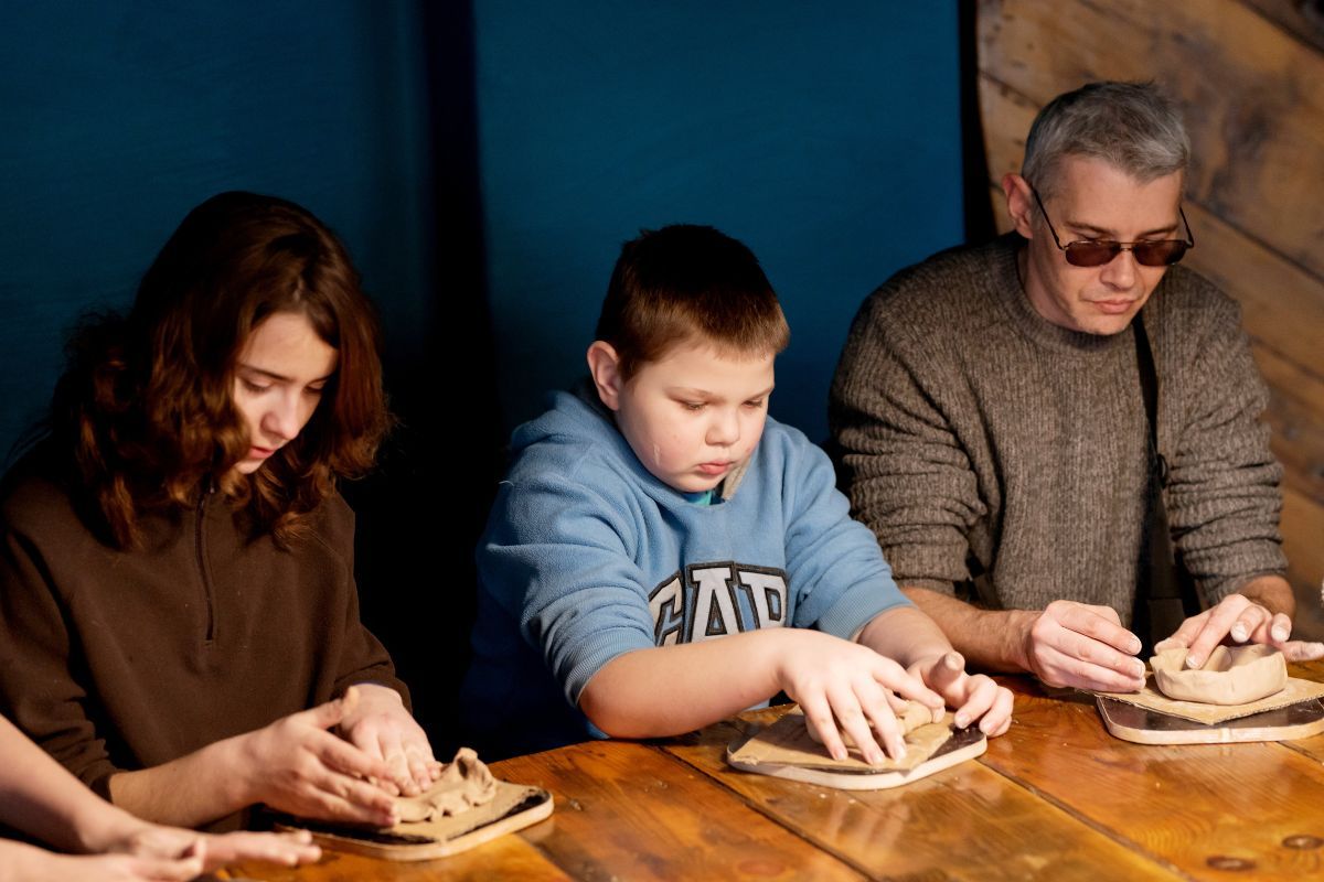 Наприкінці 2024 року компанія запустила серію заходів для демобілізованих співробітників Вихідні для родини ветерана: як «Інтерпайп» допомагає військовим повертатись до цивільного життя 2