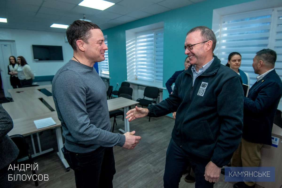 Учасники візиту ознайомилися з роботою Офісу відновлення та розвитку У Кам’янському побували делегація представників Уряду Канади та Програми розвитку ООН в Україні 4