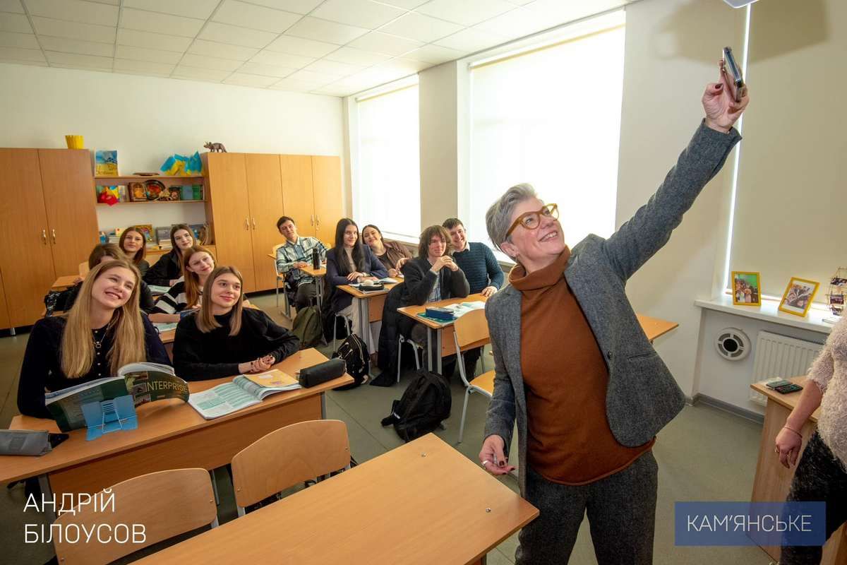 У Кам'янське залучили біля 100 мільйонів євро інвестицій У Кам’янському побували делегація представників Уряду Канади та Програми розвитку ООН в Україні 5