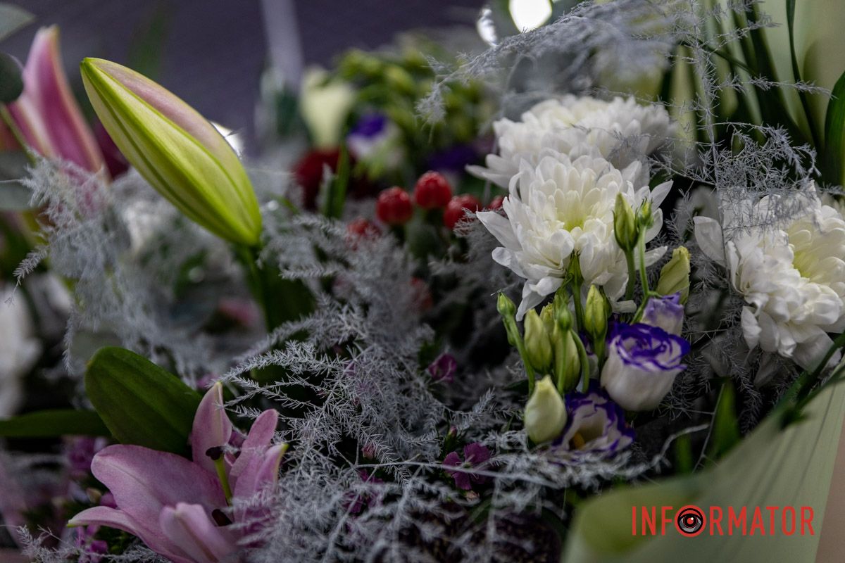 До 5 тысяч гривен за букет: сколько стоят цветы в Днепре на День святого Валентина 6