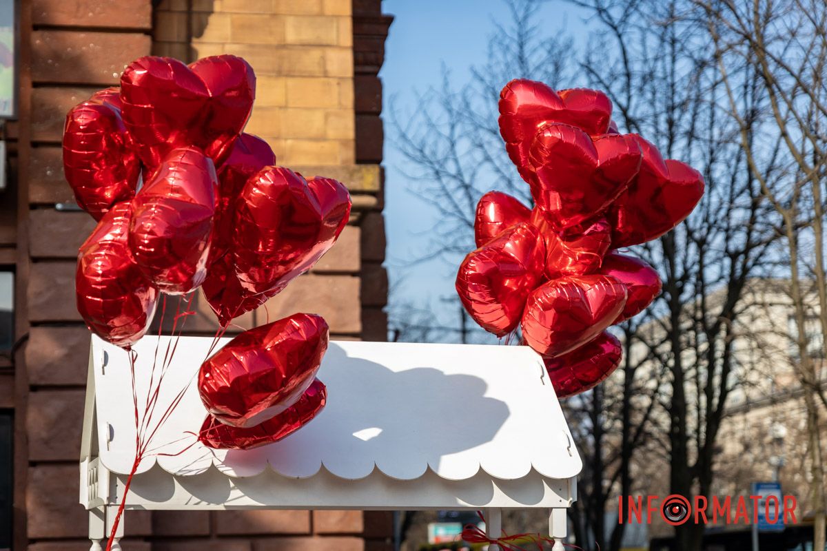 До 5 тысяч гривен за букет: сколько стоят цветы в Днепре на День святого Валентина 27
