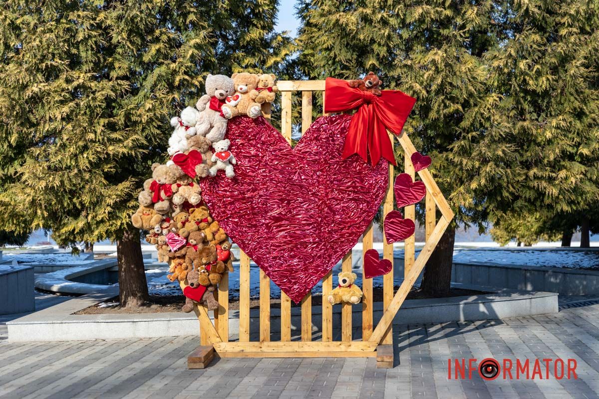 Де зробити романтичне фото у Дніпрі: топ святкових локацій міста 25