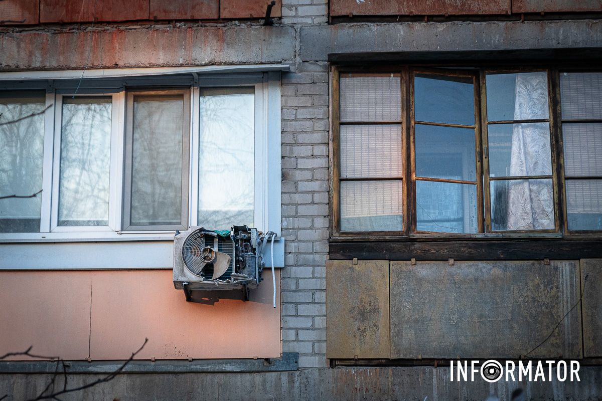 Жителей половины здания временно отселил