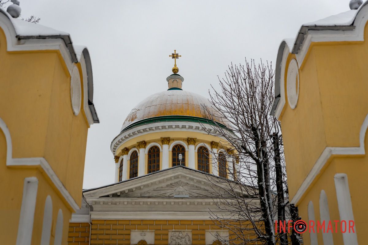 Заботливо окутал город невероятную атмосферу: Днепр 15 февраля превратился в зимнюю сказку 6