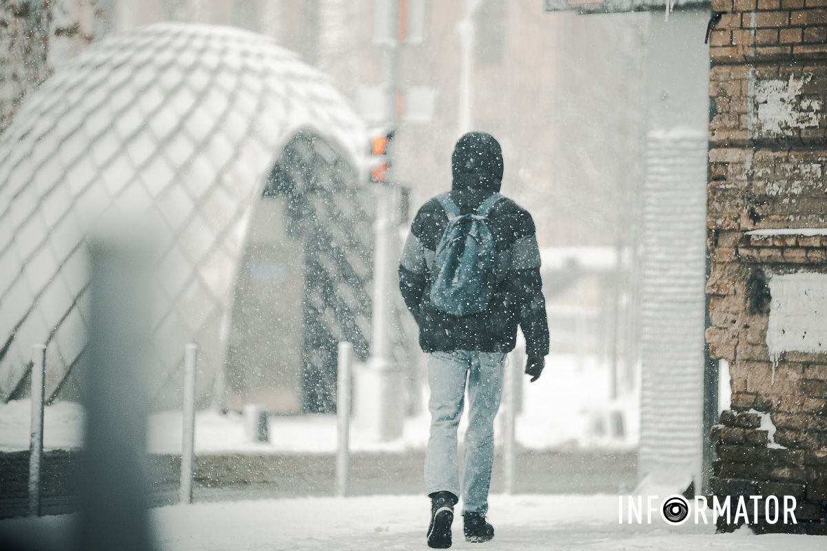 Заботливо окутал город невероятную атмосферу: Днепр 15 февраля превратился в зимнюю сказку 21