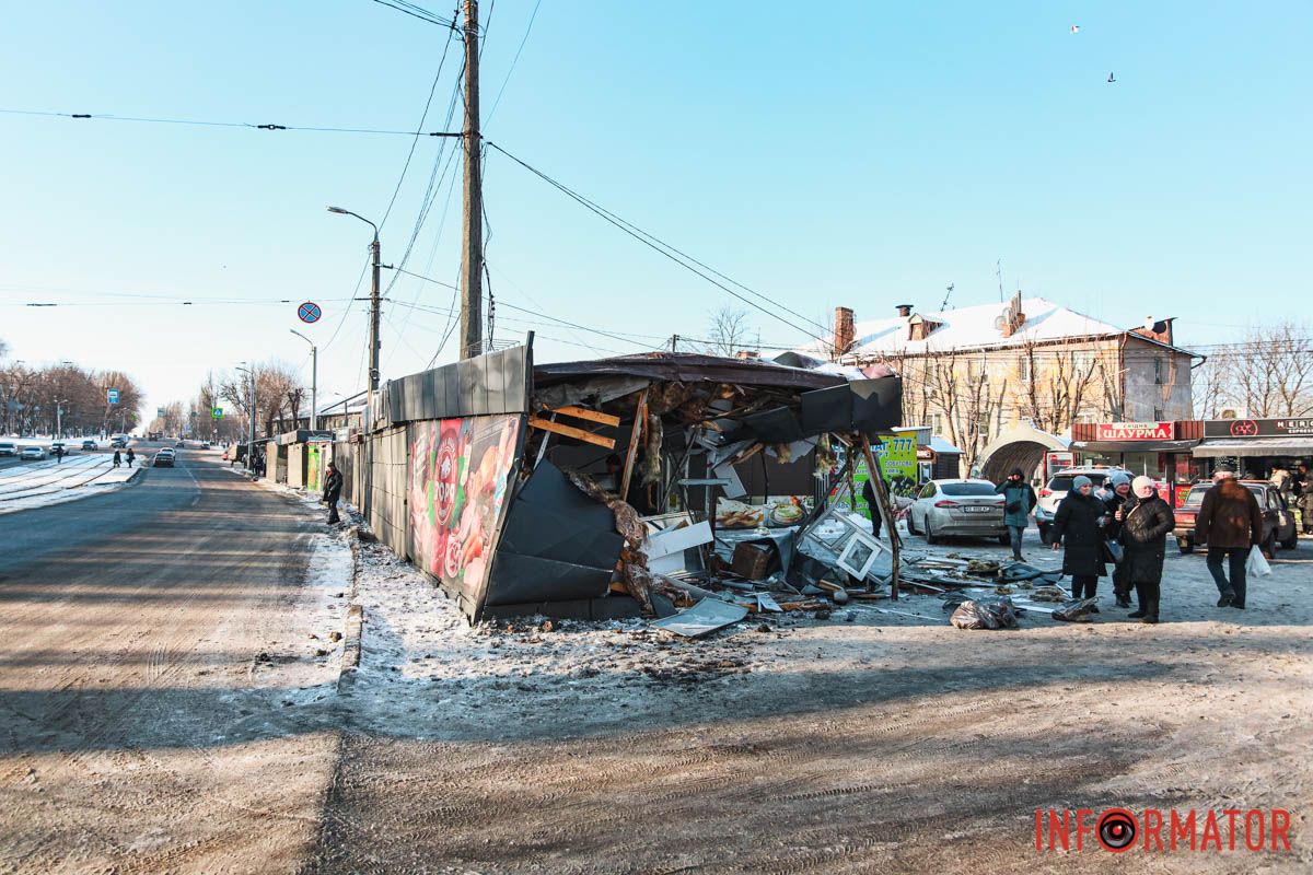 17 лютого у Дніпрі дороги вкриті ожеледицею  17 лютого у Дніпрі дороги вкриті ожеледицею