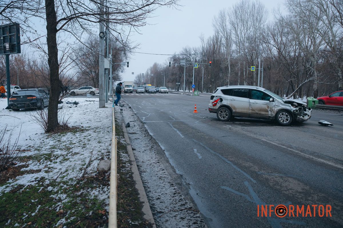 Рух в напрямку Холодильної ускладнено