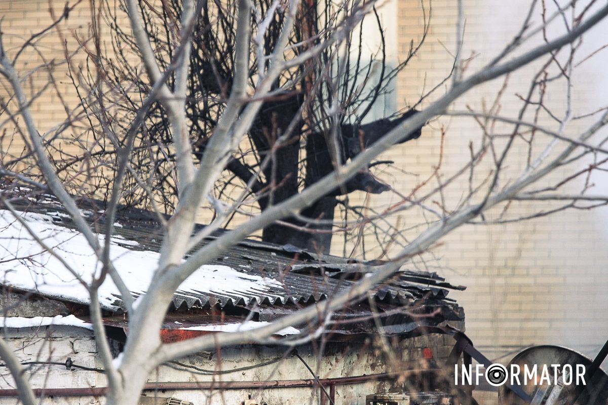 Газовики, рятувальники і медики працюють на Ірпінській у Дніпрі: чому поліцейські перекрили вулицю 4