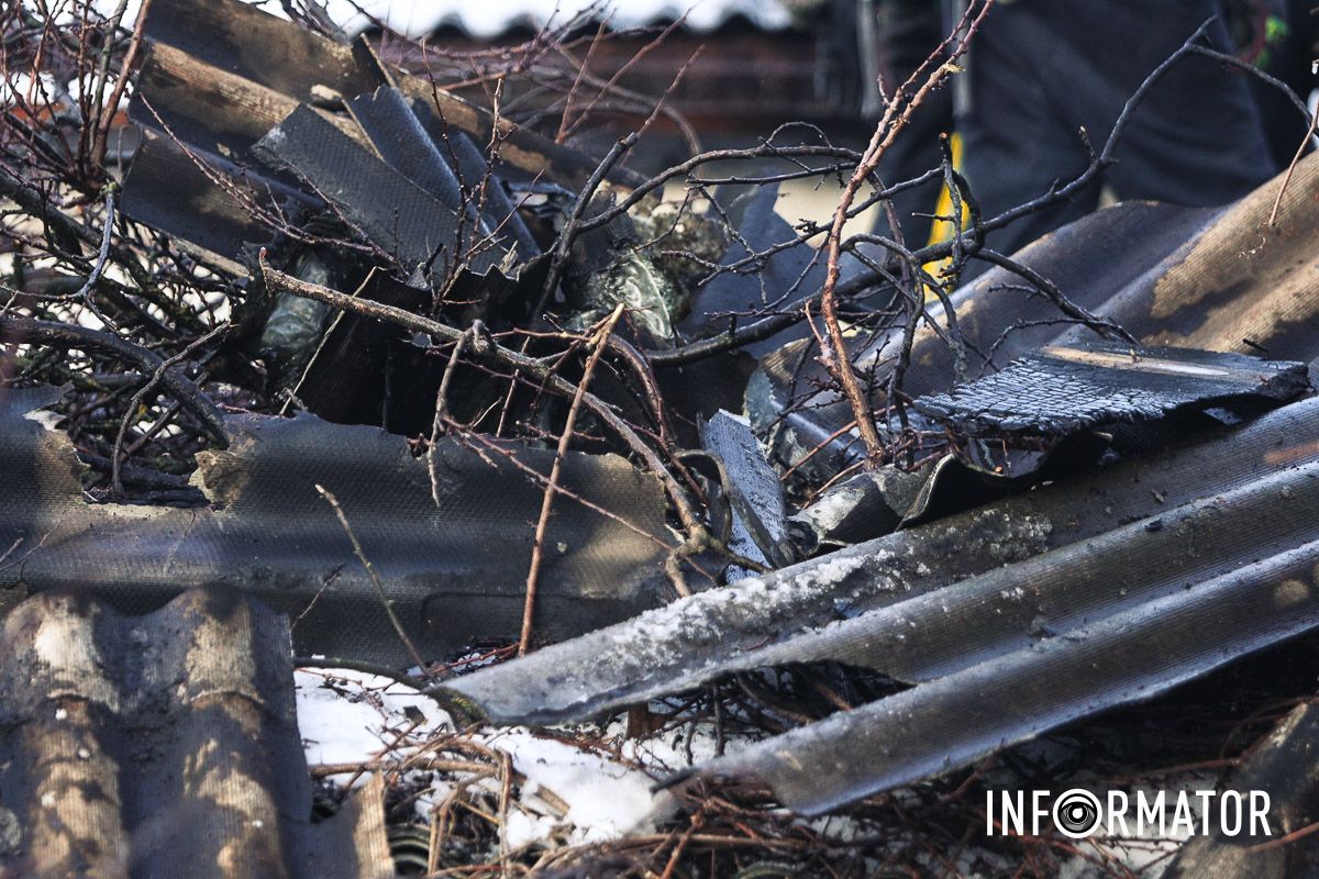 Газовики, рятувальники і медики працюють на Ірпінській у Дніпрі: чому поліцейські перекрили вулицю 7