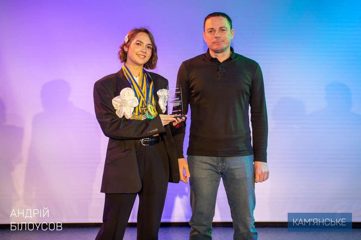 Стипендії 48 юнакам та дівчатам: у Кам’янському привітали провідних спортсменів міста 8