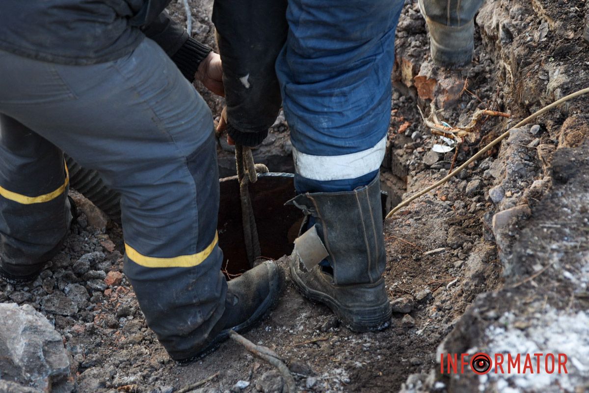 Також без води Шевченківський та Соборний раойни Через аварію на трубопроводі значна частина Дніпра залишилася без води 9