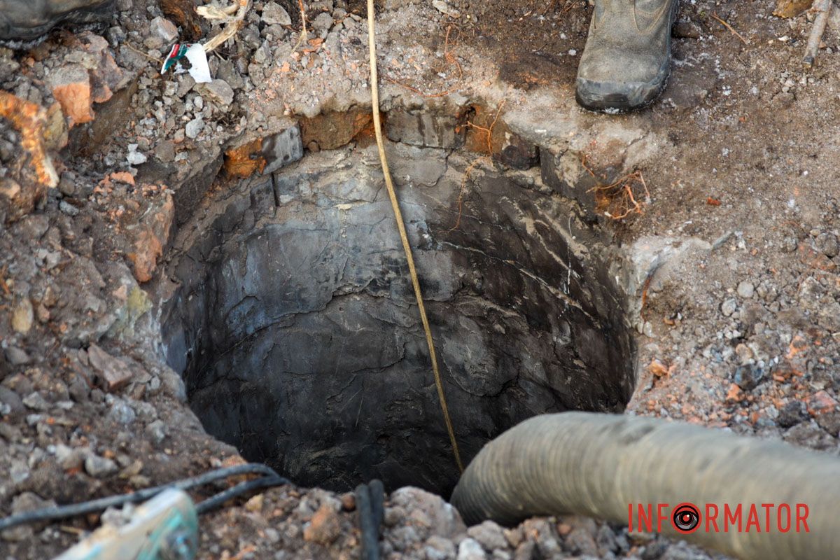 У «Дніпроводоканалі» запевняли, що відновлять подачу води 25 лютого, однак цього не сталося Через аварію на трубопроводі значна частина Дніпра залишилася без води 3