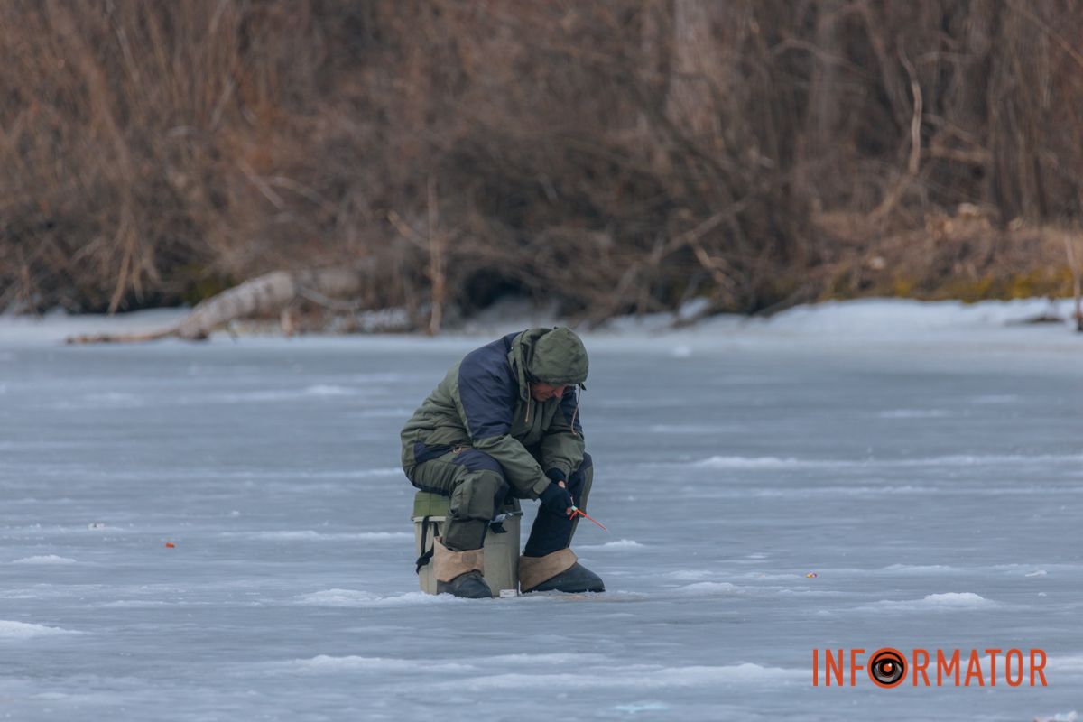 В Украине в результате потепления толщина льда на водоемах уменьшается
