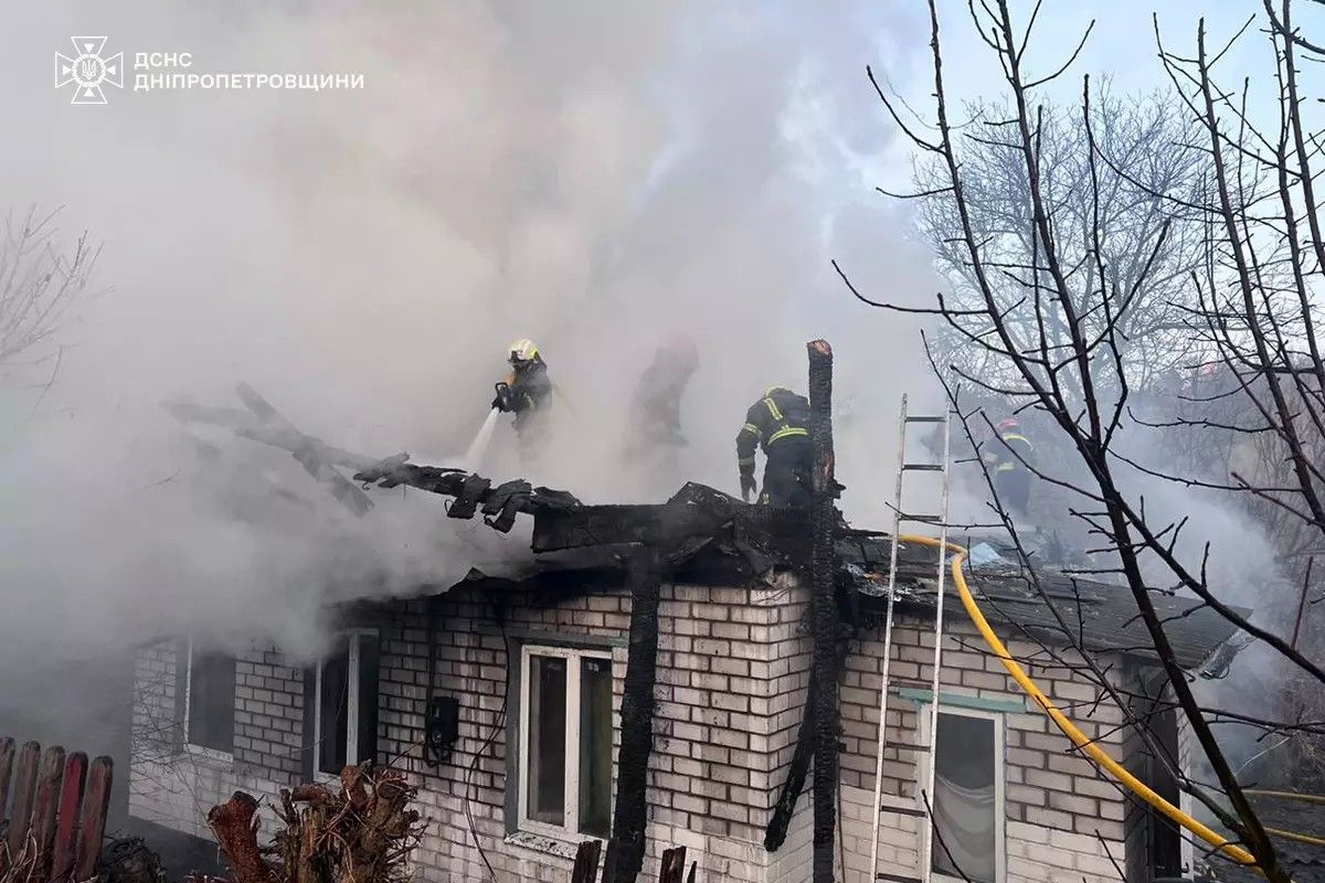 Горів дах та перекриття будинку Горів дах та перекриття будинку