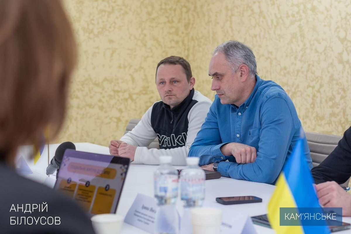 Мэр Каменского встретился с представителями организации «Каритас Украины» 5