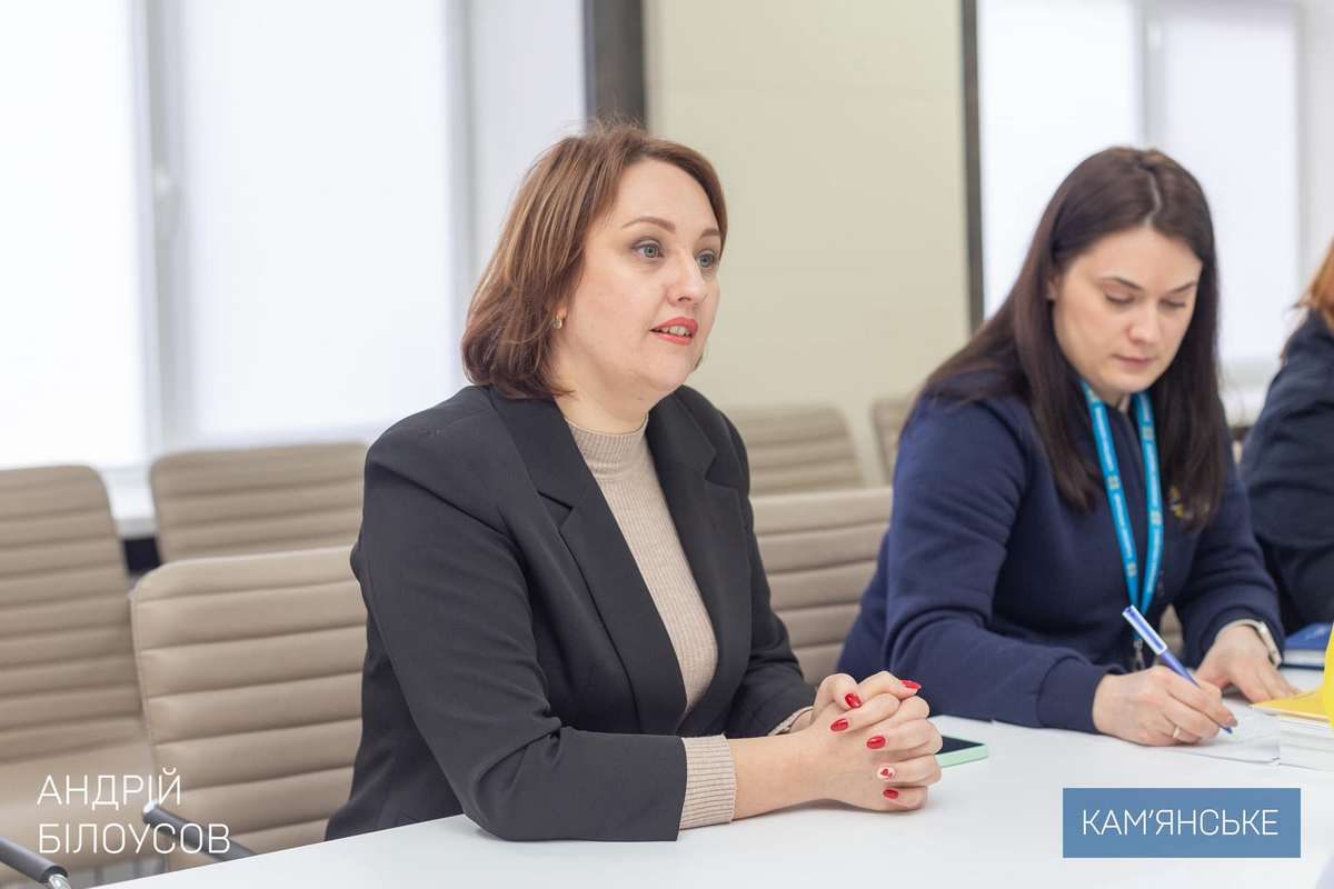 Мэр Каменского встретился с представителями организации «Каритас Украины» 6