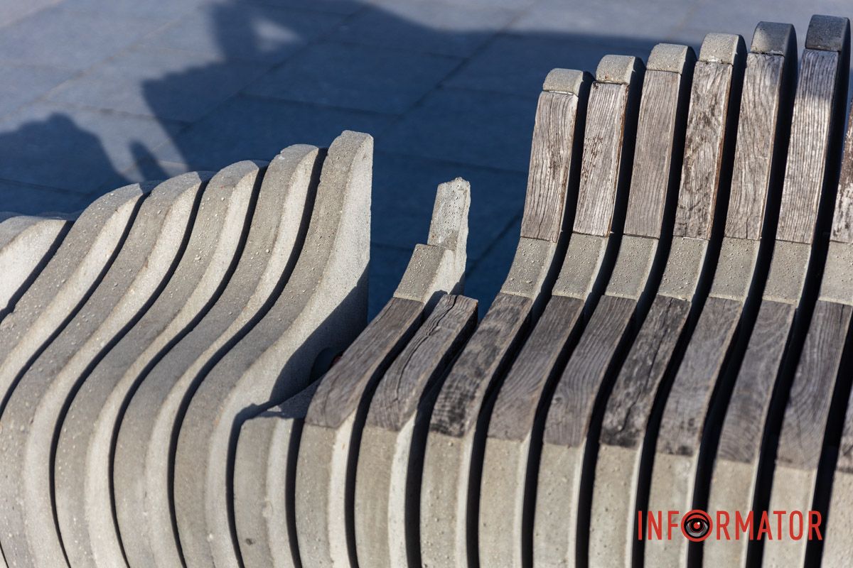 Любимое место горожан приходит в упадок: что произошло со сквером Прибрежным в Днепре 8