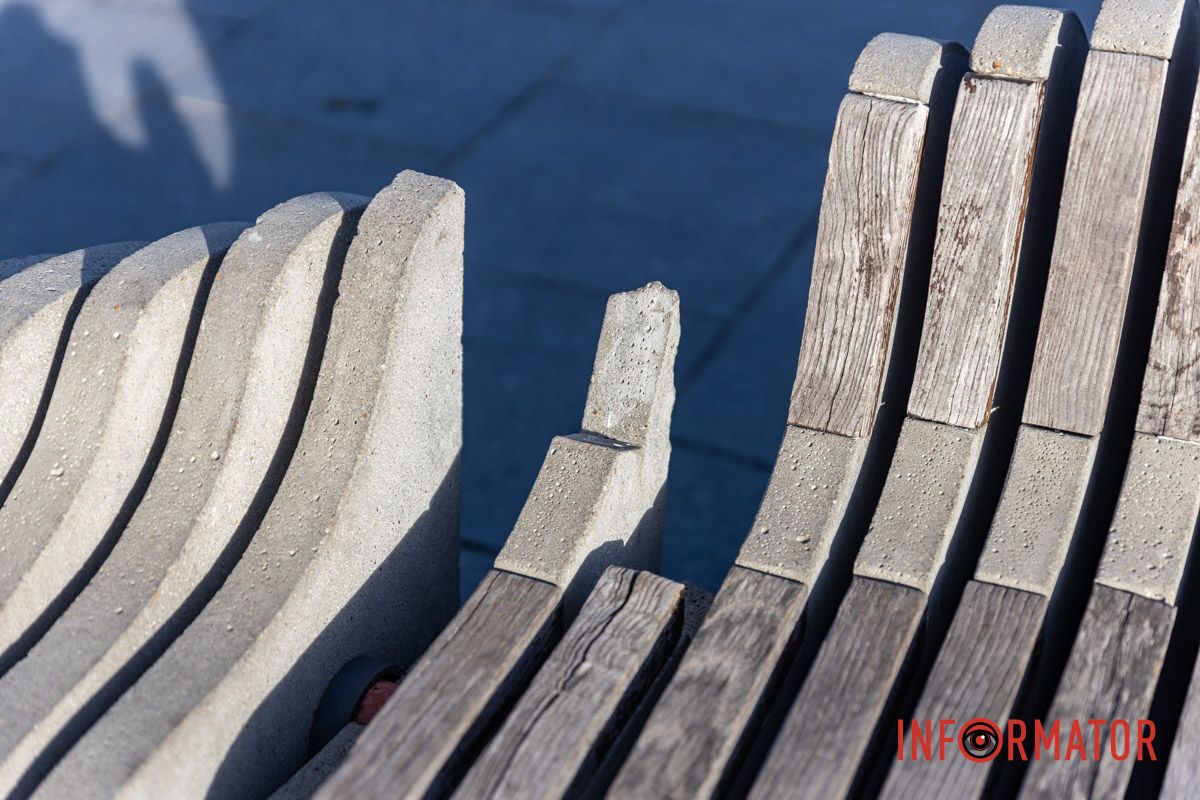 Любимое место горожан приходит в упадок: что произошло со сквером Прибрежным в Днепре 7