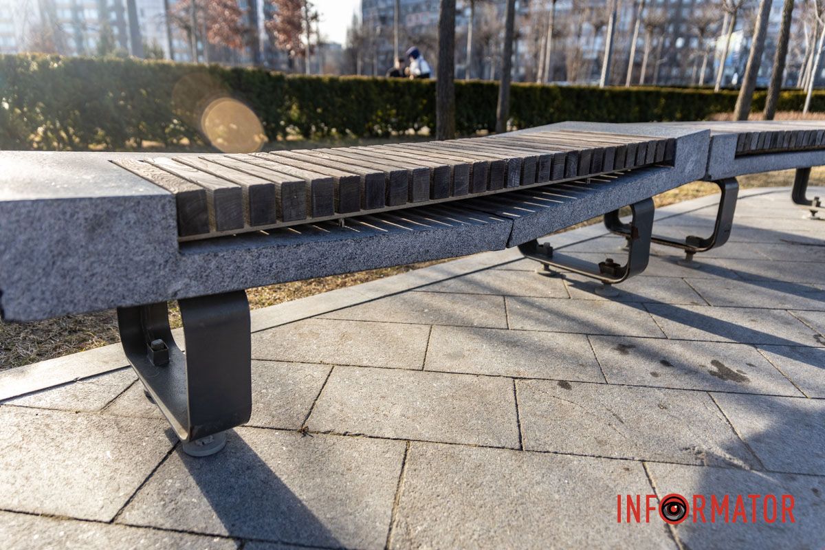 Любимое место горожан приходит в упадок: что произошло со сквером Прибрежным в Днепре 2