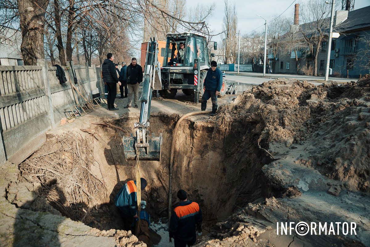 Пенная вода превратила ж/м Северный в Днепре в маленькую Венецию: что произошло 21