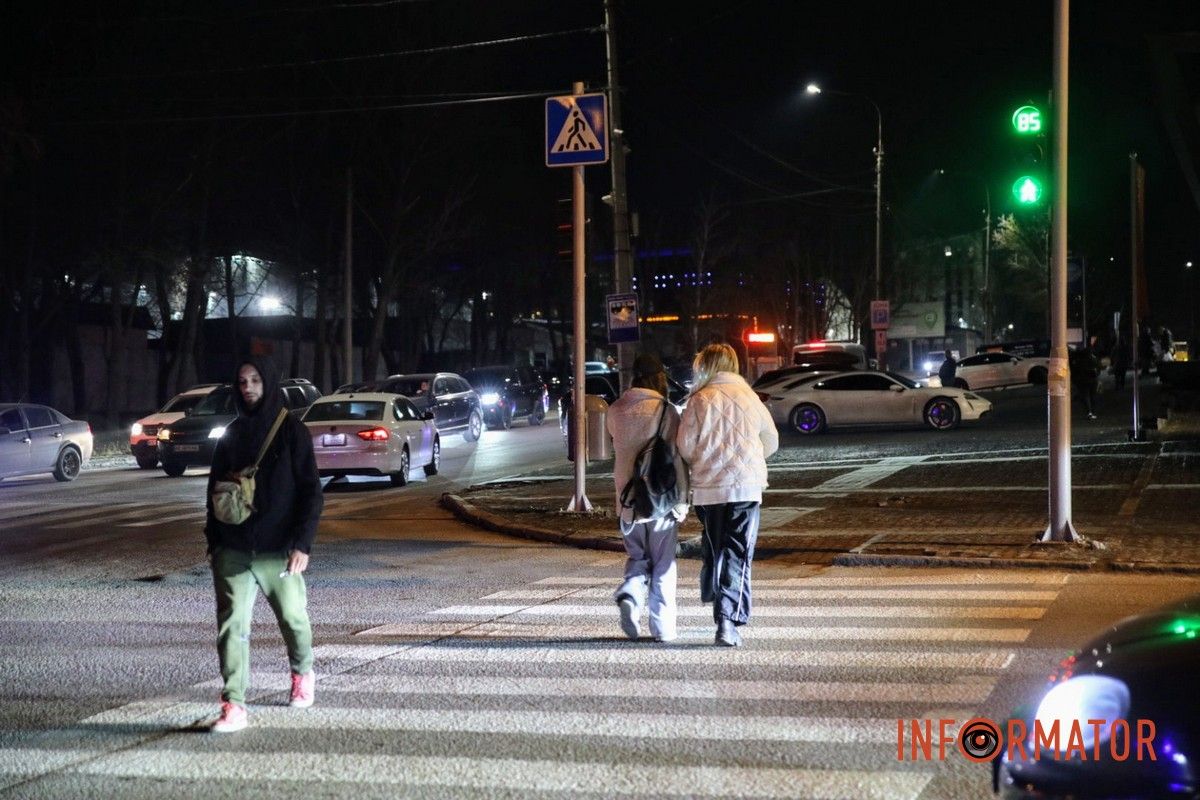 Станом на 19:00 на місці події працюють правоохоронці Станом на 19:00 на місці події працюють правоохоронці