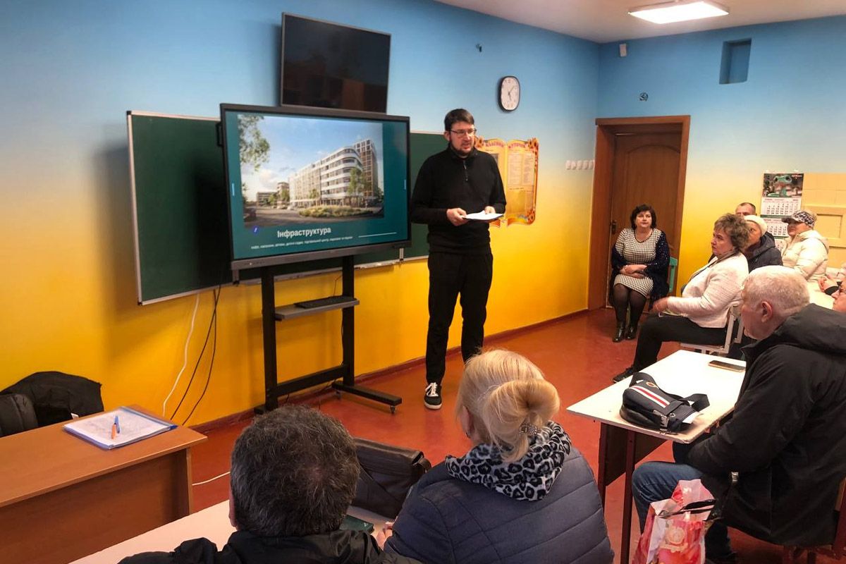 Презентація та обговорення з людьми Комфорт для містян, повага до людей, турбота про довкілля: на лівому березі Дніпра планують звести новий ЖК 3