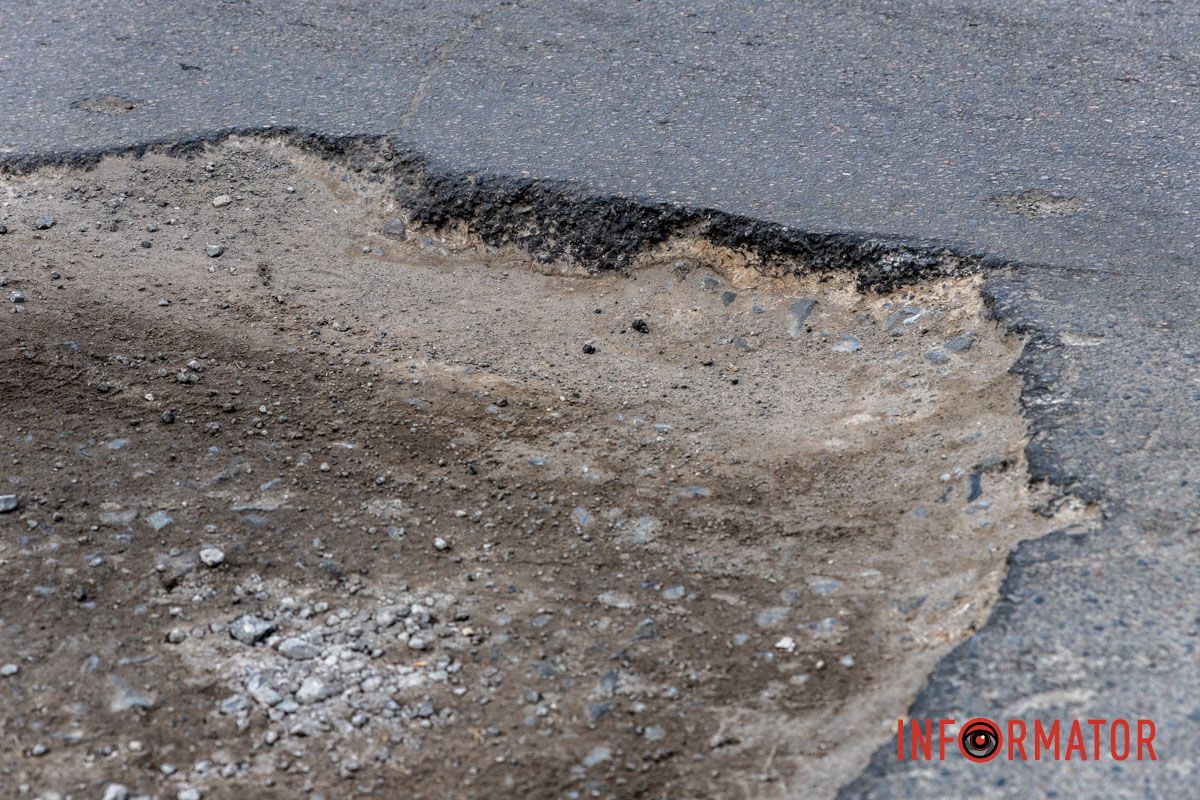 Жители обращают внимание властей на необходимость срочного ремонта Жители обращают внимание властей на необходимость срочного ремонта