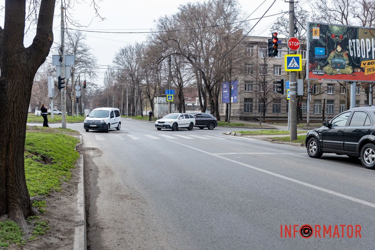 В ней водители пробивают колеса В ней водители пробивают колеса