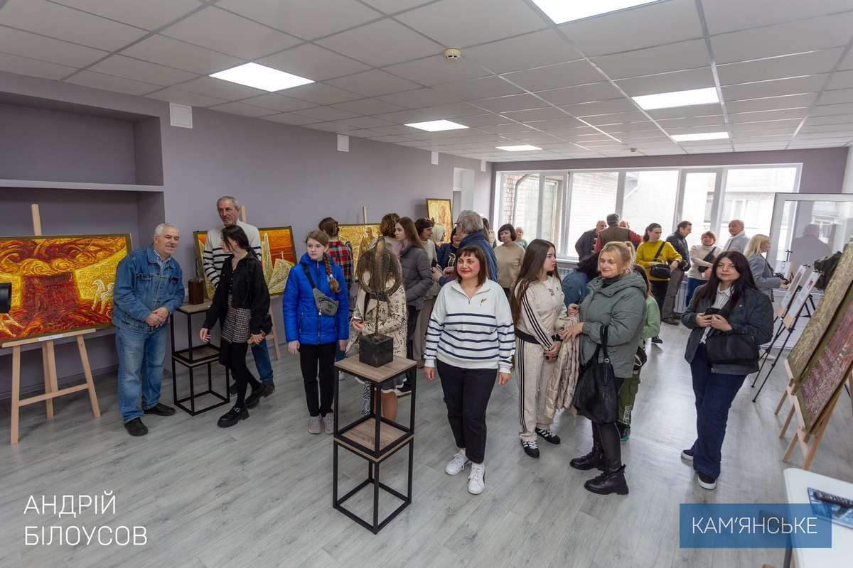 В Каменском капитально отремонтировали две мастерские в художественной школе имени Роберта Лисовского В Каменском капитально отремонтировали две мастерские в художественной школе имени Роберта Лисовского