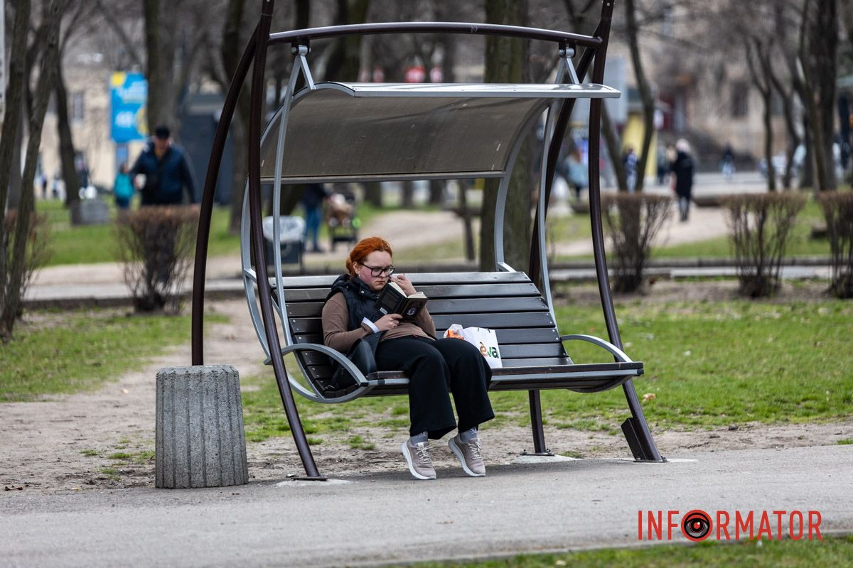 Очаровательная весна пришла в Днепр и начала украшать город 27