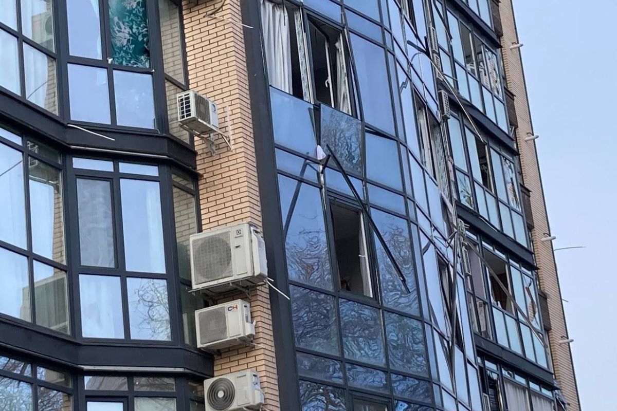 Пізно ввечері 26 березня росіяни атакували Дніпро десятками “Шахедів” Пізно ввечері 26 березня росіяни атакували Дніпро десятками “Шахедів”