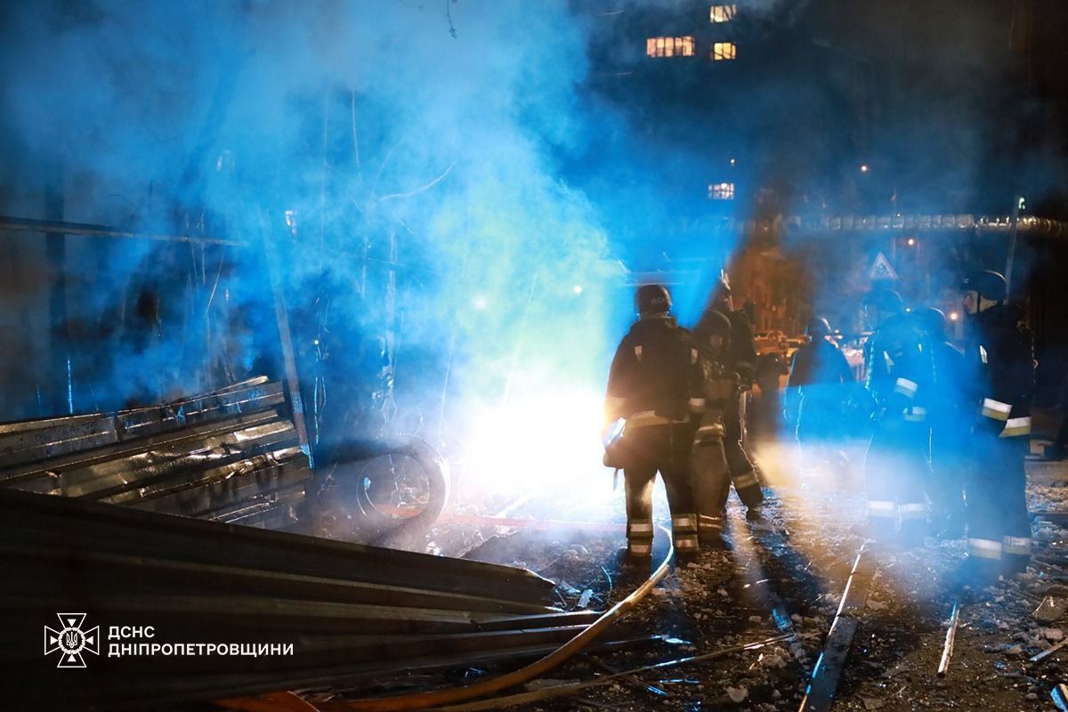 Серия взрывов в Днепре вечером 26 марта: фото и подробности полиции, спасателей и прокуратуры 5